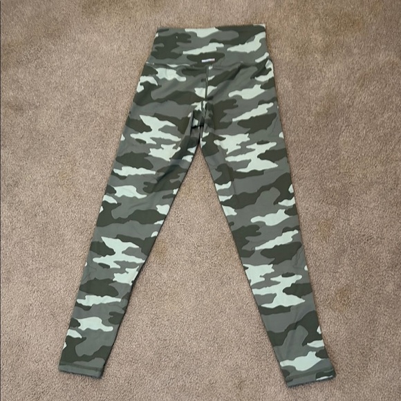 Aerie Green Camouflage Leggings High-Waisted Stretch - Picture 4 of 6